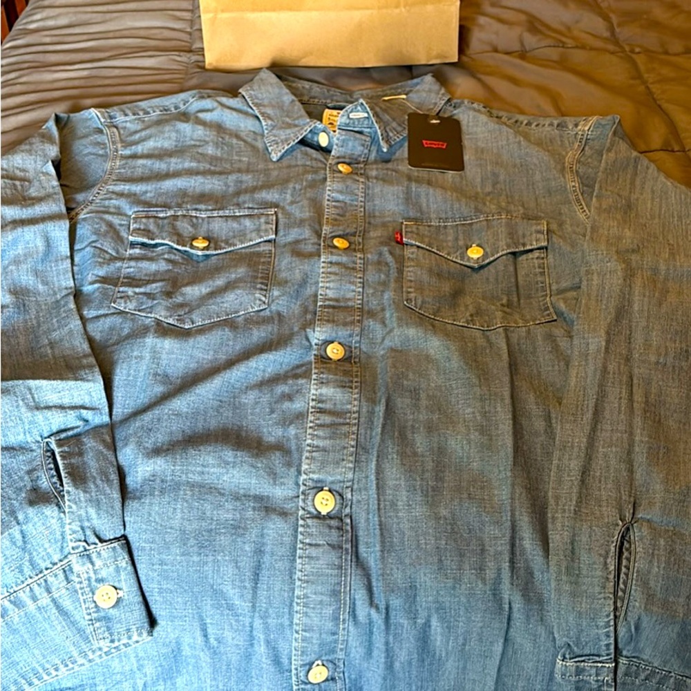 Levi’s Denim Relaxed Western Shirt